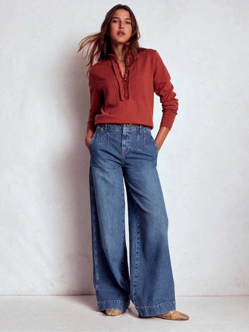 Boden Mid Rise Wide Leg Stitch Detail Pleated Jeans Women’s Size 26 Long